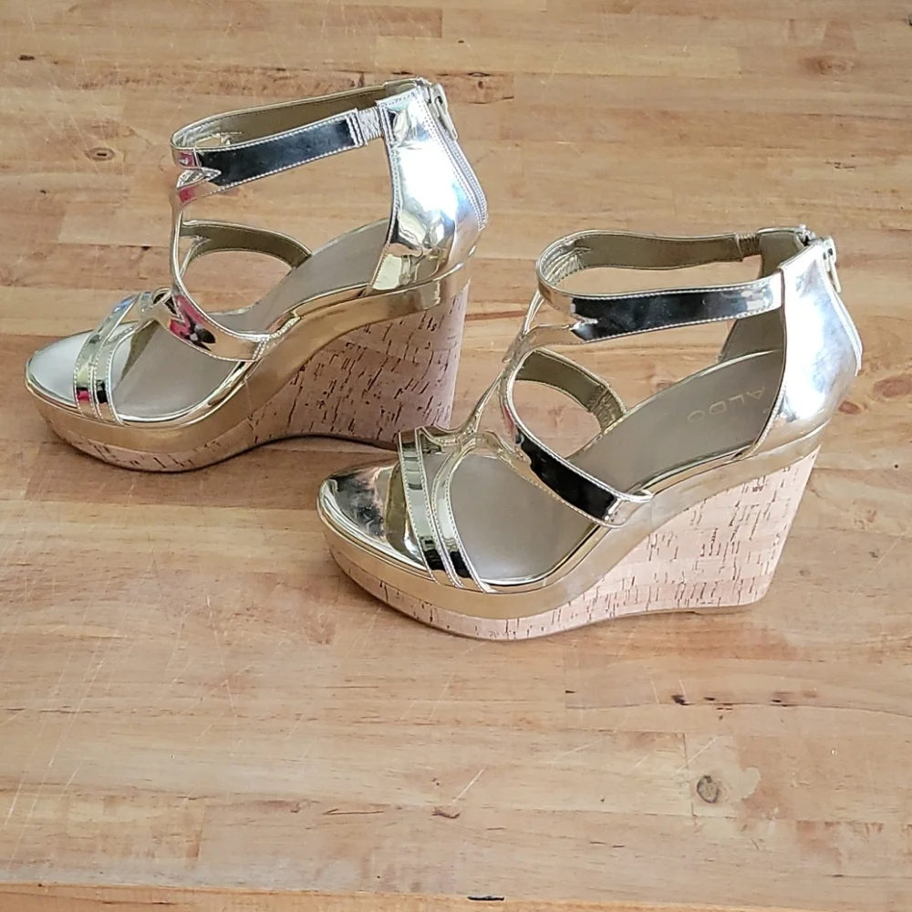 Aldo metallic gold